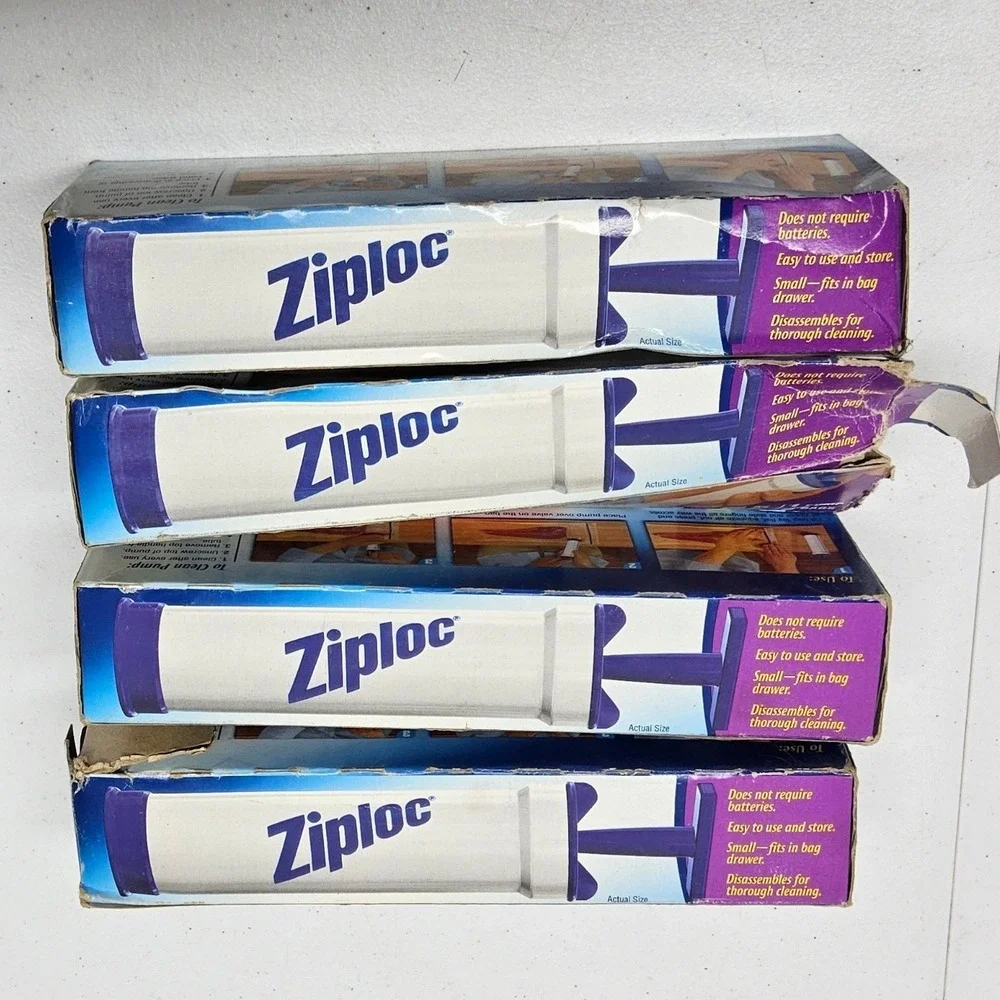 Ziploc Vacuum Starter Kit Manual Pump 4 Boxes‎ Quart Freezer Bags Blue White